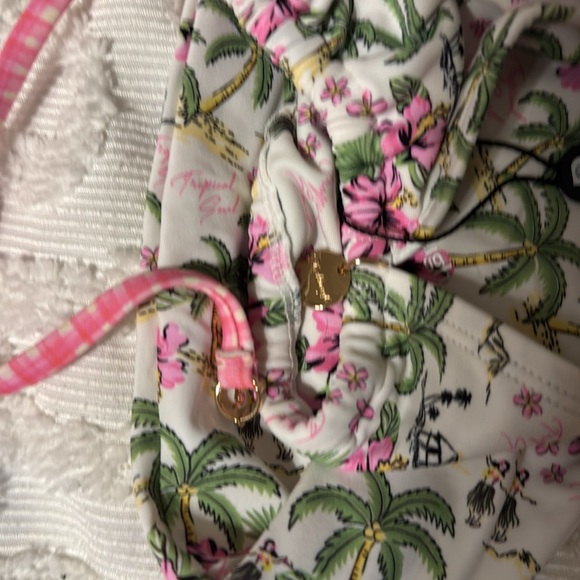 BLACKBOUGH COCO FRIO TESSA RUFFLED TRIANGLE BIKINI - Picture 8 of 8